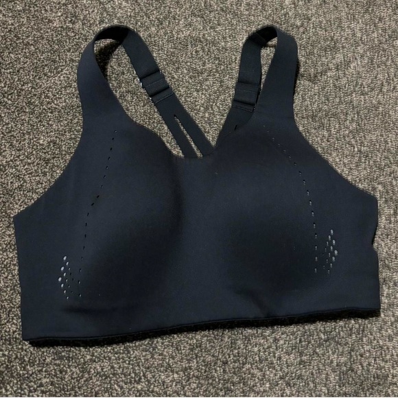 Lululemon AirSupport Bra High Support Size 34D in Black - Picture 6 of 9